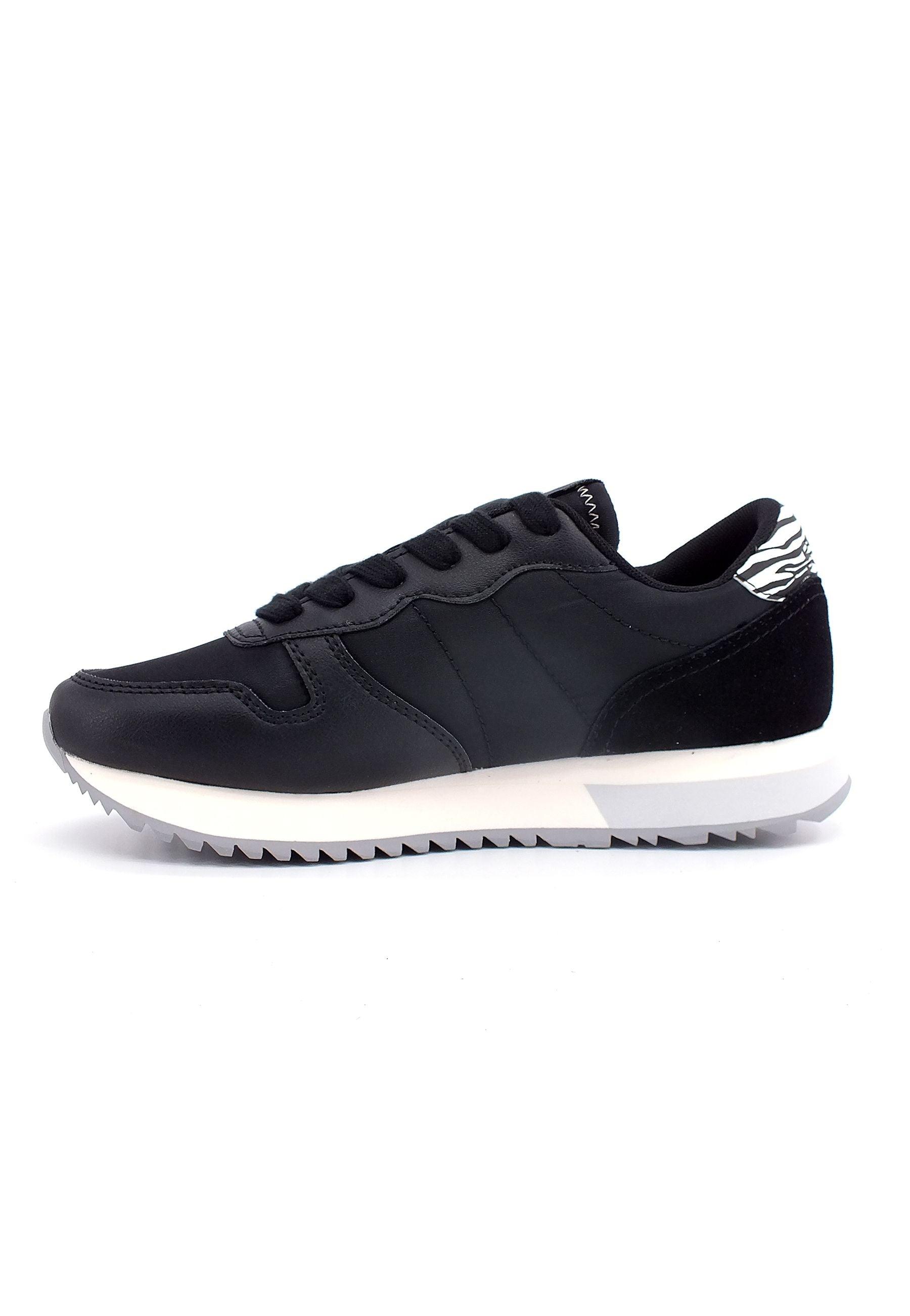 SUN68 Stargirl Metal Studs Sneaker Donna Nero Z42213 - Sandrini Calzature e Abbigliamento