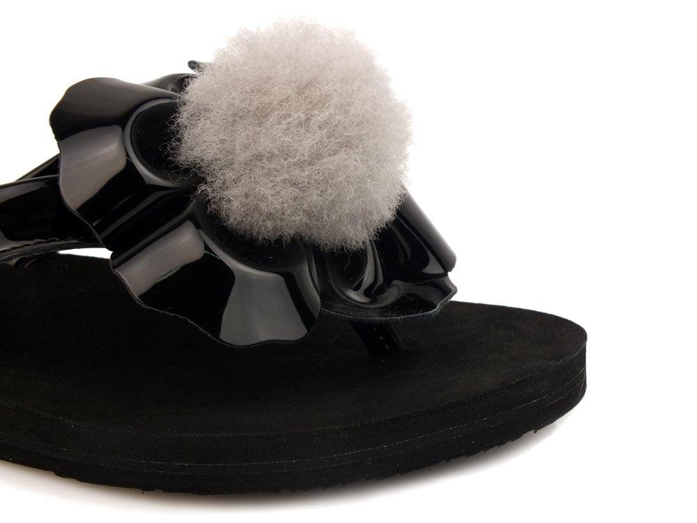 UGG W Poppy Black 1090489 - Sandrini Calzature e Abbigliamento