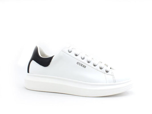 GUESS Sneaker Retro - Sandrini Calzature e Abbigliamento