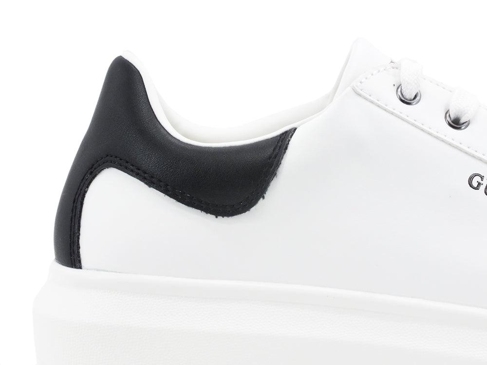 GUESS Sneaker Retro - Sandrini Calzature e Abbigliamento