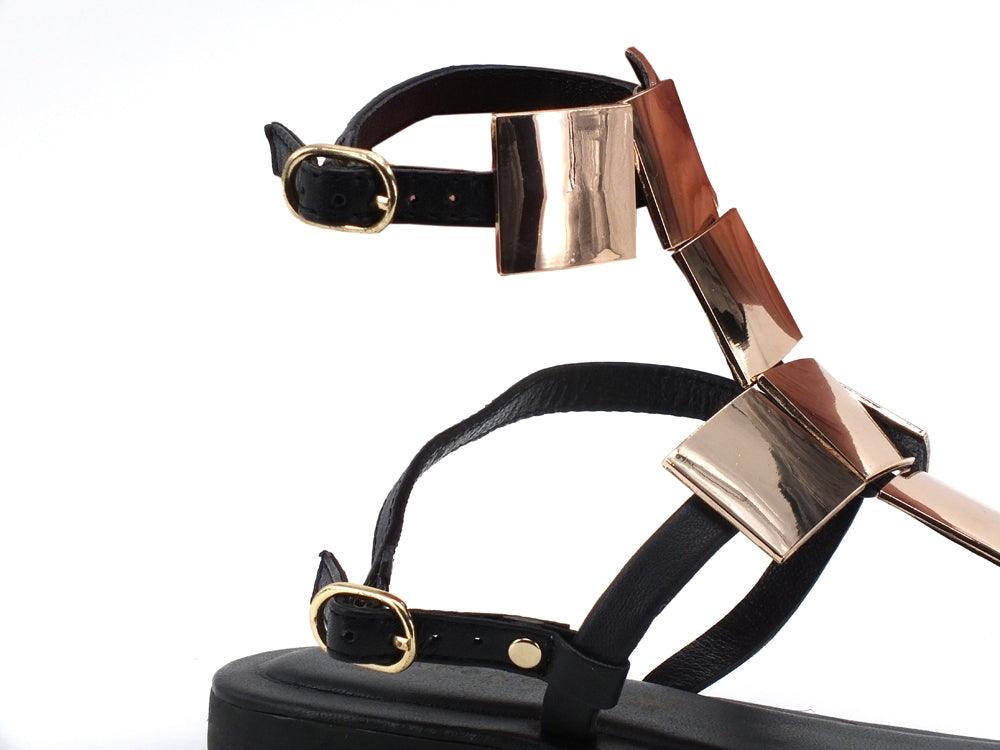 CAFENOIR Sandalo Gladiator Borchie Oro Nero GL1020 - Sandrini Calzature e Abbigliamento