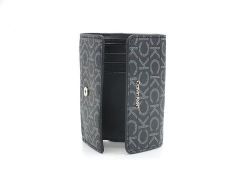 CALVIN KLEIN CK Must Trifold Portafoglio Black K60K607251 - Sandrini Calzature e Abbigliamento