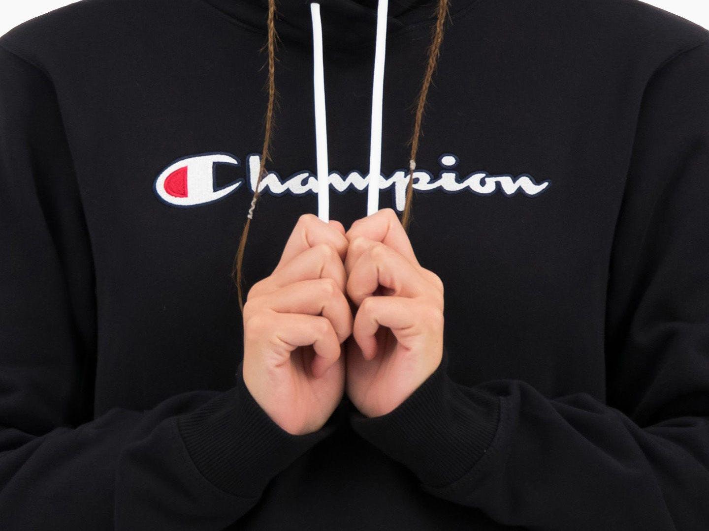 CHAMPION Felpa Cappuccio Logo Black 113185 - Sandrini Calzature e Abbigliamento