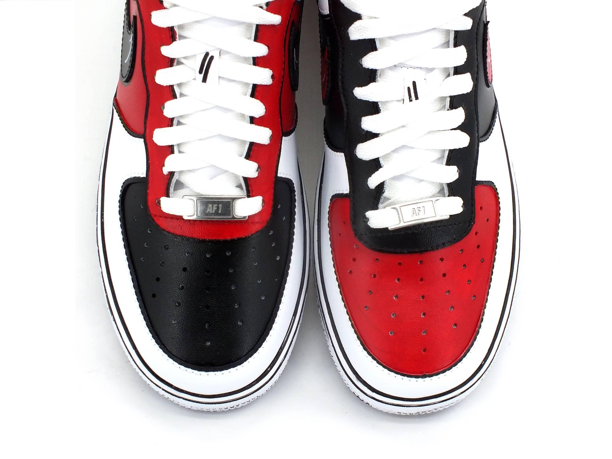 CUSTOM / Nike Air Force 1 Sneaker AF1 Donna Comics Chicago Red White Black - Sandrini Calzature e Abbigliamento