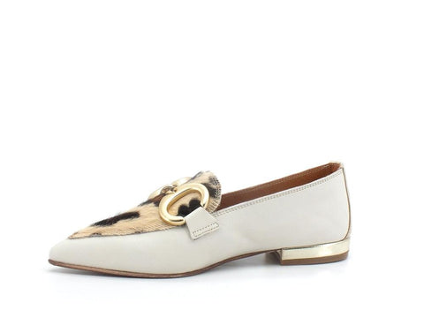 DIVINE FOLLIE Mocassino Punta Animalier Leopard White 901-01F - Sandrini Calzature e Abbigliamento