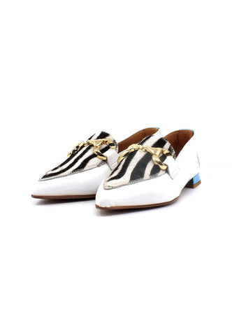 DIVINE FOLLIE Mocassino Punta Donna Zebra Bianco 901-20F - Sandrini Calzature e Abbigliamento