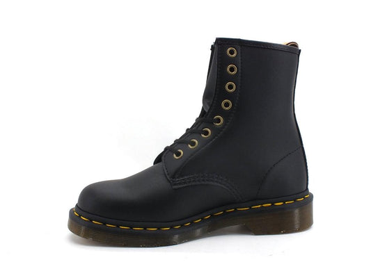 DR. MARTENS Vegan Felix Rub Off Anfibio Black 1460-14045001 - Sandrini Calzature e Abbigliamento