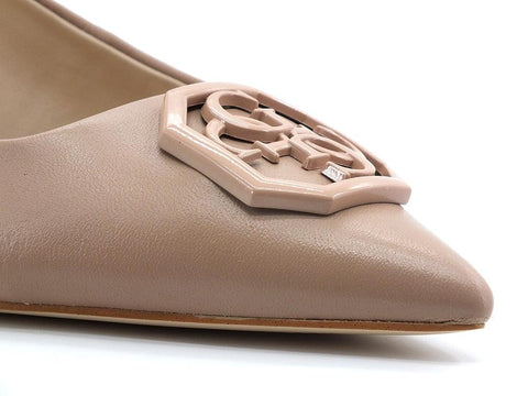 GUESS Sandalo Tacco Basso Punta Logo Nude FL5JESLEA05 - Sandrini Calzature e Abbigliamento