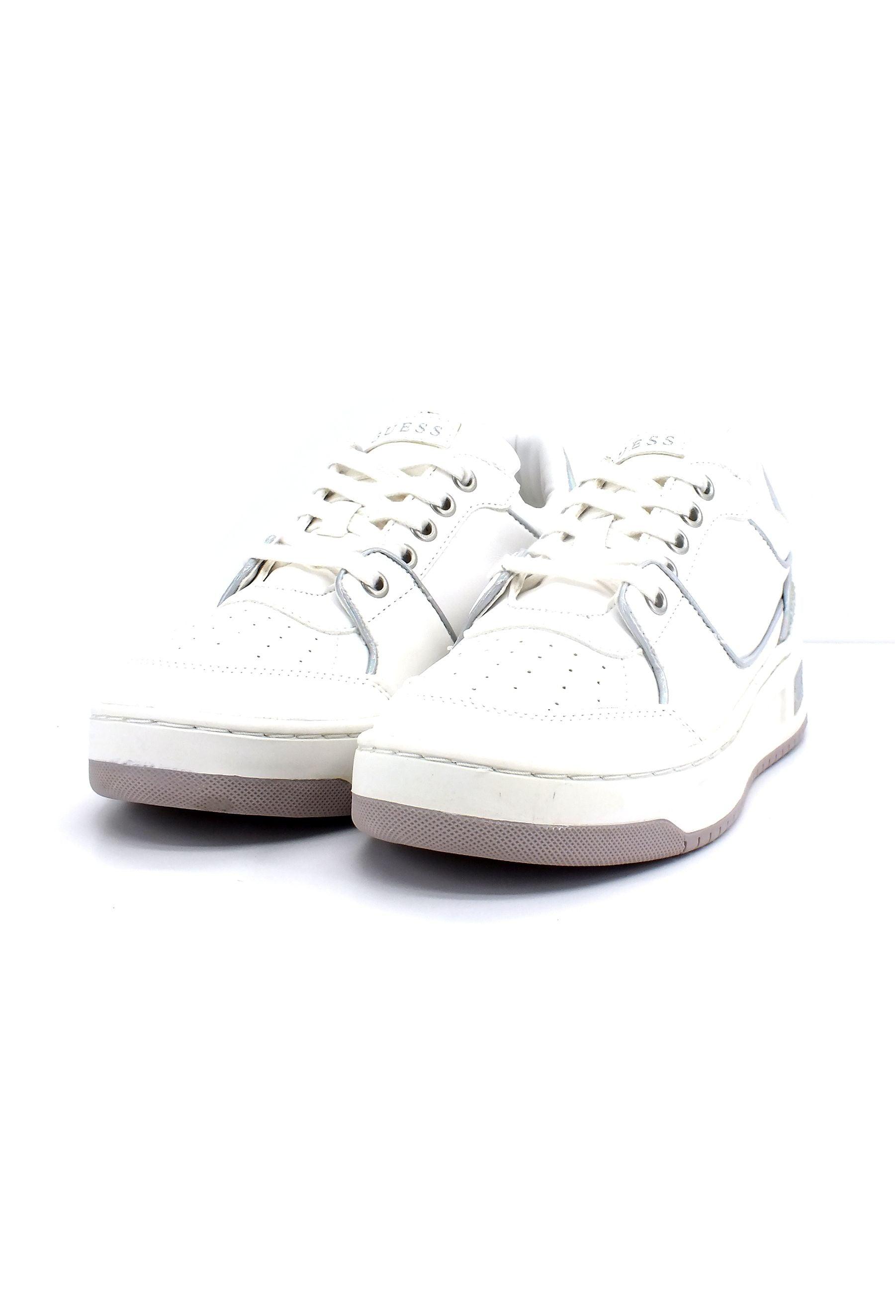 GUESS Sneaker Basket Ox Donna Glitter White FL5TKYSMA12 - Sandrini Calzature e Abbigliamento