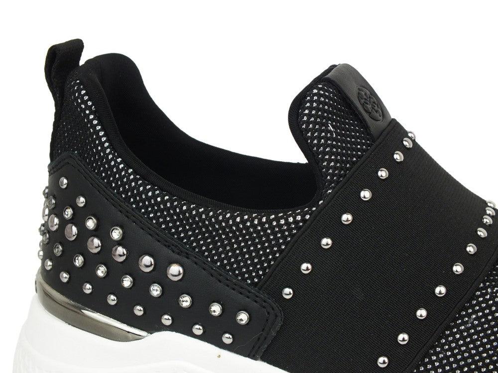 GUESS Sneaker Black FL5NAMFAM12 - Sandrini Calzature e Abbigliamento
