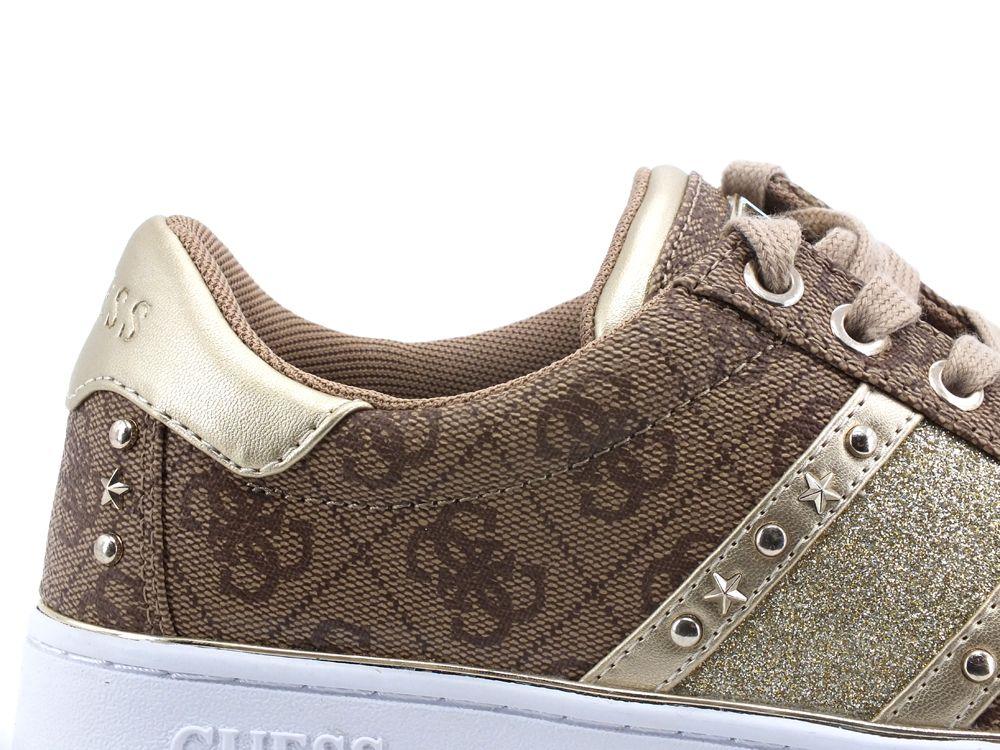 GUESS Sneaker Borchie Logo Glitter - Sandrini Calzature e Abbigliamento