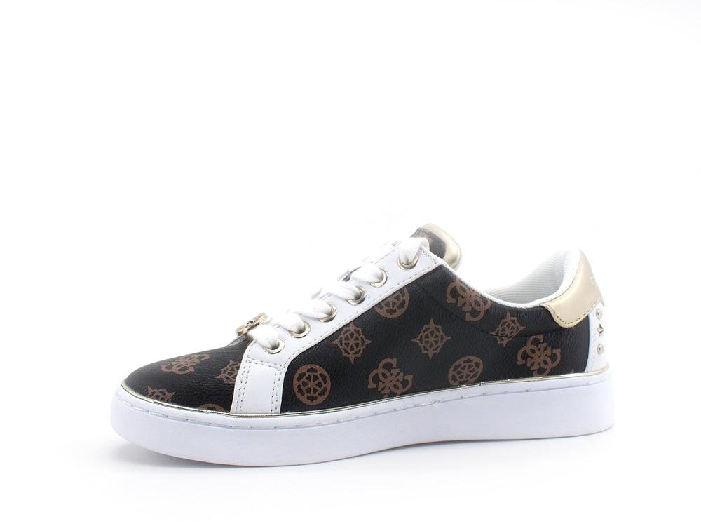 GUESS Sneaker Cocco Borchie Logo - Sandrini Calzature e Abbigliamento