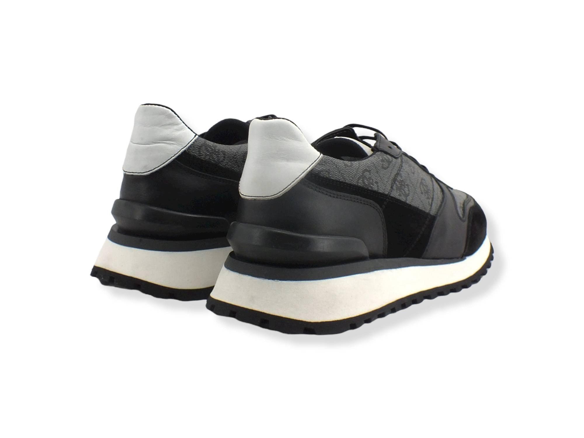 GUESS Sneaker Running Suede Coal Nero Uomo FM7VARELE12 - Sandrini Calzature e Abbigliamento