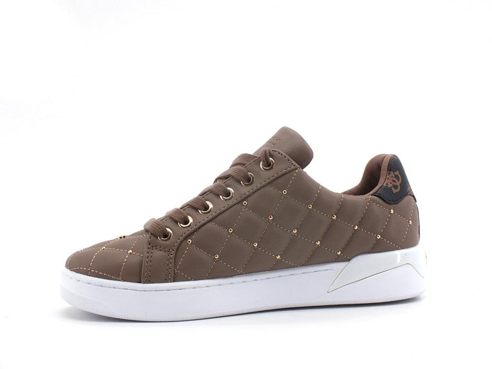 GUESS Sneaker Trapuntata Borchie Grey Taupe FL8BEEELE12 - Sandrini Calzature e Abbigliamento