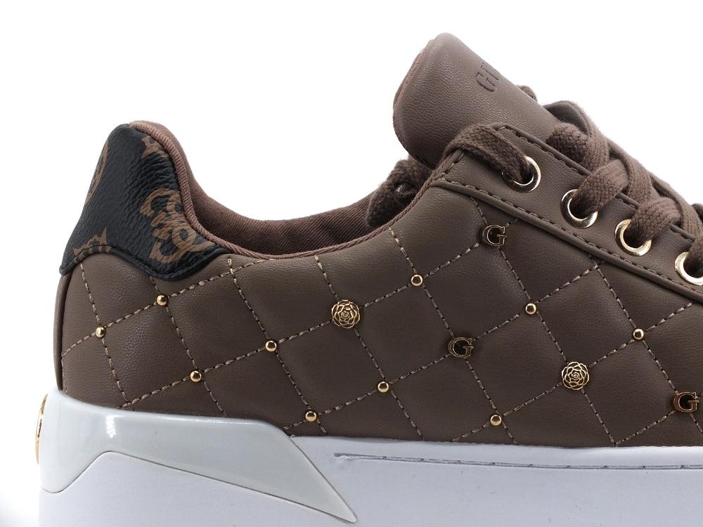 GUESS Sneaker Trapuntata Borchie Grey Taupe FL8BEEELE12 - Sandrini Calzature e Abbigliamento