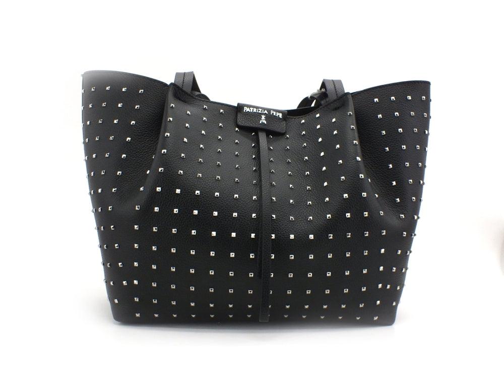 PATRIZIA PEPE Borsa Shopper Borchie Pelle Black Nero 2V8895-A9D1 - Sandrini Calzature e Abbigliamento