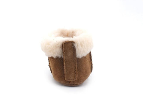 UGG I Gojee Stivaletto Kids Pelo Chestnut Suede 1121048I - Sandrini Calzature e Abbigliamento