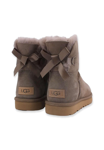 UGG Mini Bailey Bow II Stivaletto Pelo Donna Marrone Caribou W1016501 - Sandrini Calzature e Abbigliamento