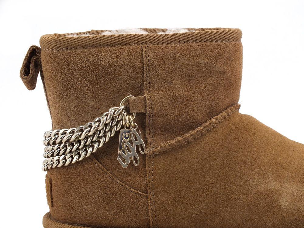 UGG W Classic Mini Chains Stivaletto Pelo Chestnut W1123668 - Sandrini Calzature e Abbigliamento