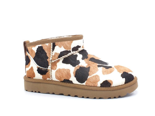 UGG W Classic Ultra Mini Stivaletto Cow Print Chestnut W1123630 - Sandrini Calzature e Abbigliamento