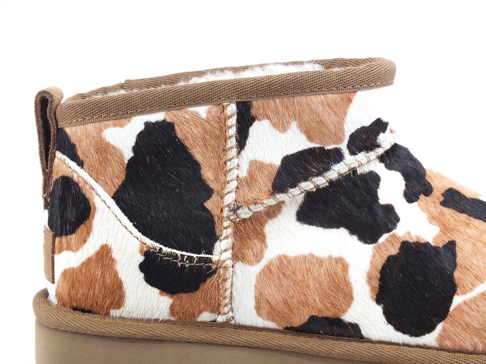 UGG W Classic Ultra Mini Stivaletto Cow Print Chestnut W1123630 - Sandrini Calzature e Abbigliamento